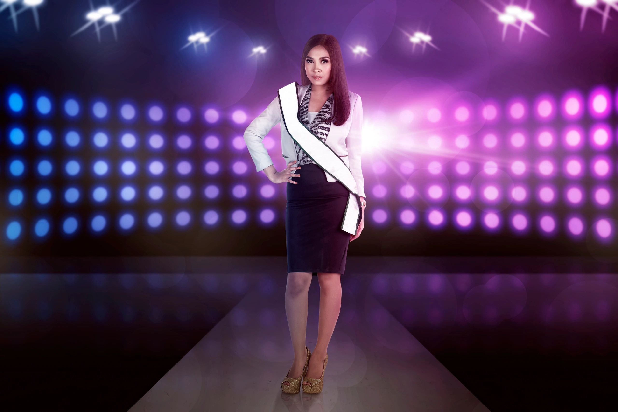 Women sharing stories and supporting each other
